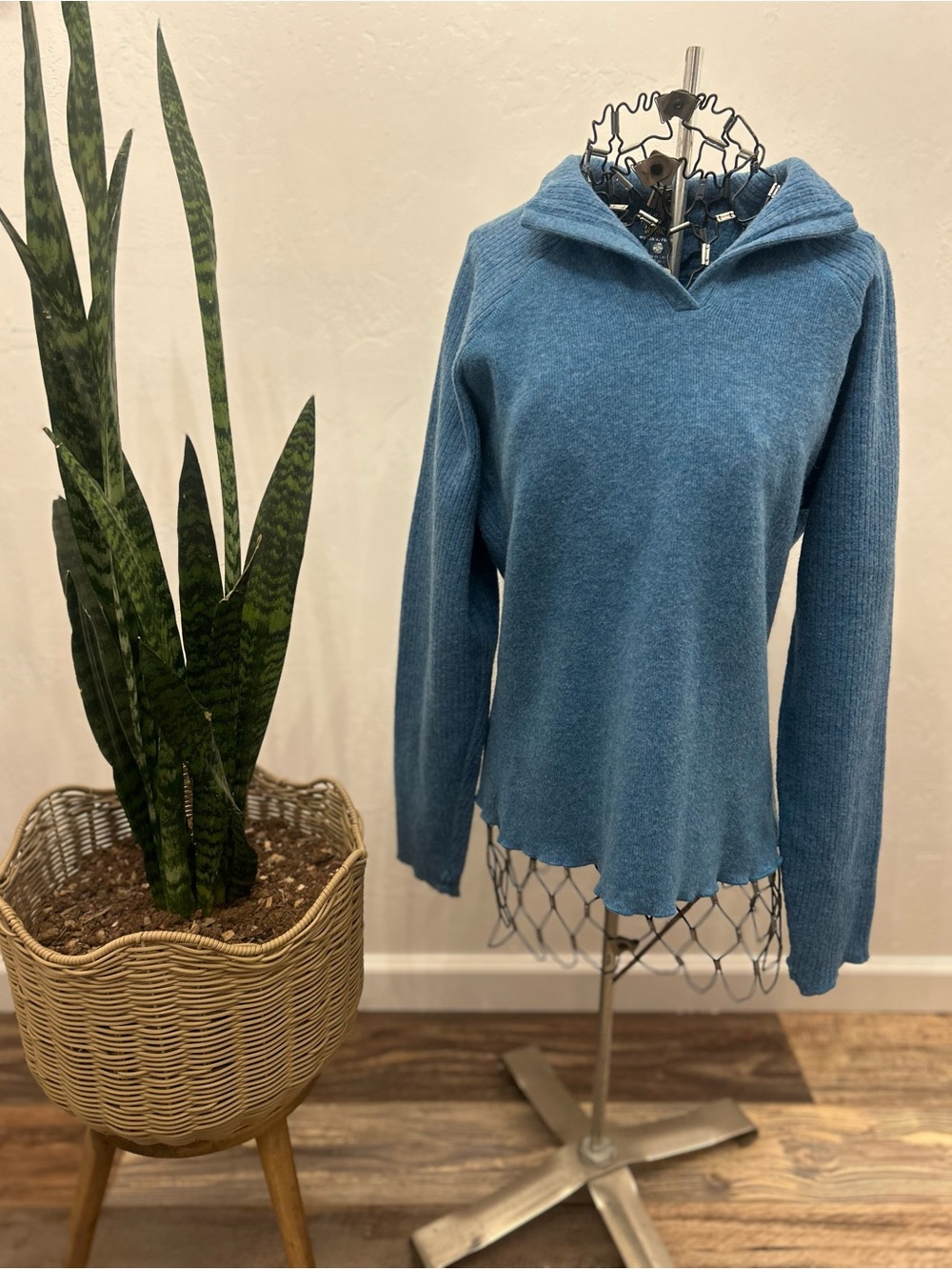 Mountain Hardwear blue wool‎ blend cowl neck sweater size M